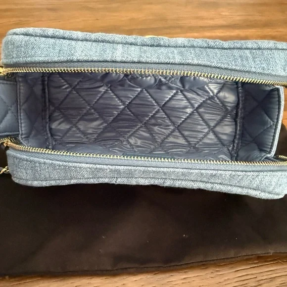 Chanel Blue Quilted Women's Bag - Picture 6 of 8